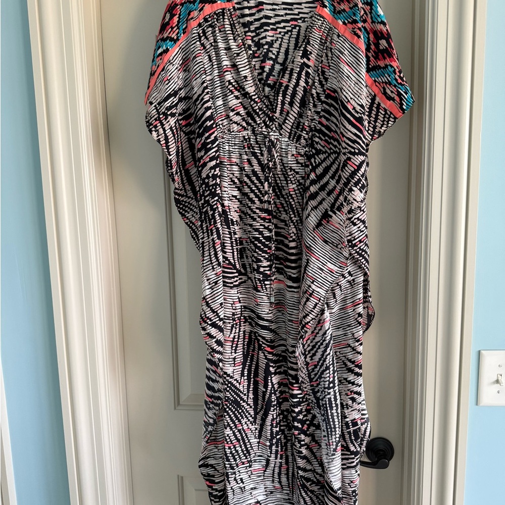 Alice & Trixie 100% Silk Maxi Dress